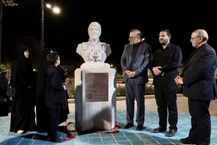 رونمایی از سردیس شهید «غلامرضا لنگری‌زاده» در کرمان