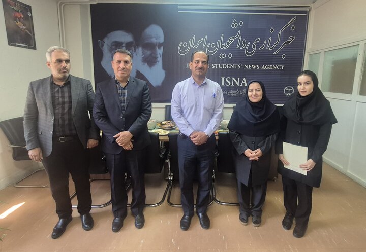 تقدیر از خبرنگاران ایسنا با حضور رئیس جهاددانشگاهی همدان