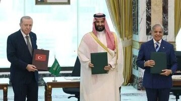 مخالقت عربستان با پیوستن مصر به «توافق دفاعی مکه»