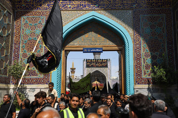 عزاداری ۲۸ صفر در حرم مطهر رضوی