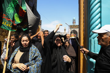 عزاداری ۲۸ صفر در حرم مطهر رضوی