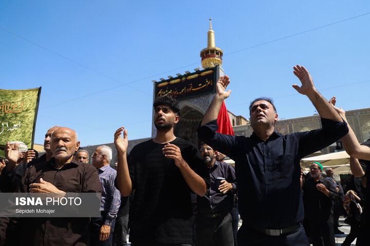همزمان با شهادت امام رضا(ع)، هیئت‌های مذهبی اصفهان در مسجد گوهرشاد مشهد عزاداری می‌کنند