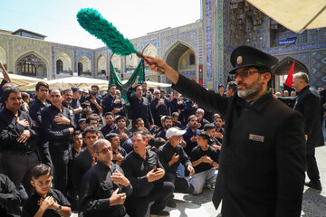 عزاداری شهادت امام رضا ( ع ) در حرم مطهر رضوی