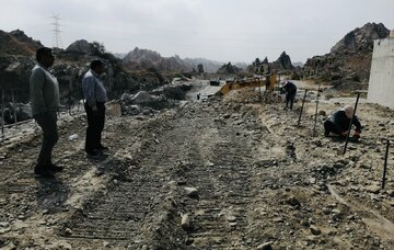 بهره‌برداری از پل آسیب‌دیده حمله آمریکا در  محور بندرعباس- رودان تا یک ماه آینده