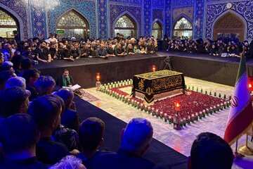 زیارت مزار رهبر شهید انقلاب در سالروز شهادت امام رضا (ع)