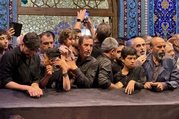 زیارت مزار رهبر شهید انقلاب در سالروز شهادت امام رضا (ع)