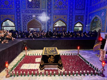 زیارت مزار رهبر شهید انقلاب در سالروز شهادت امام رضا (ع)
