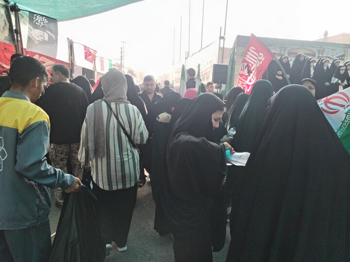 دلدادگی از جنس نور؛ وداع مردم پیشوا با ماه صفر در حرم جعفر بن موسیالکاظم(ع)