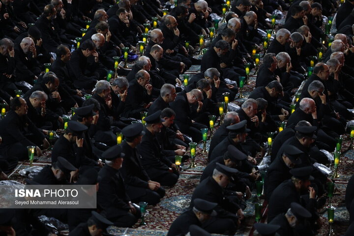 شام غریبان امام رضا(ع)؛ خیابانهایی که به عشق امام مهربانیها سیاهپوش شدند