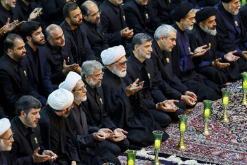 آیت‌الله احمد مروی، تولیت آستان قدس رضوی در مراسم شام غریبان شهادت امام رضا(ع) در حرم مطهر رضوی