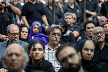 مراسم تشییع حسین خواجه‌امیری (ایرج)