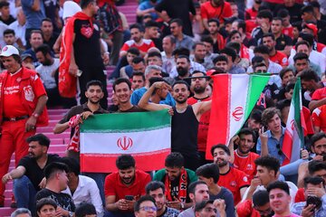 هفته اول لیگ برتر فوتبال؛ تراکتور - پیکان
