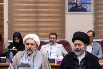 دومین نشست شورای مرکزی بزرگداشت دولتمردان شهید