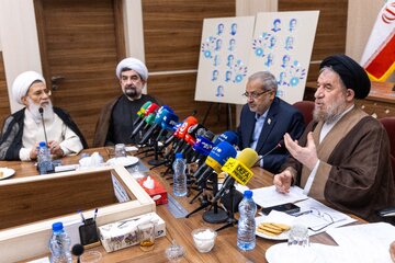 دومین نشست شورای مرکزی بزرگداشت دولتمردان شهید