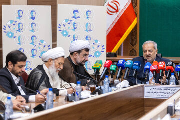 دومین نشست شورای مرکزی بزرگداشت دولتمردان شهید