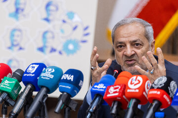 علیرضا کاظمی، وزیر آموزش و پرورش در دومین نشست شورای مرکزی بزرگداشت دولتمردان شهید