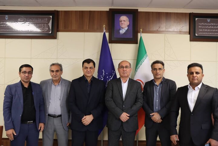 دهقان: رفع بیکاری در کازرون وکوه‌چنار نیازمند تدابیر عملی و استفاده از ظرفیت‌های موجود است