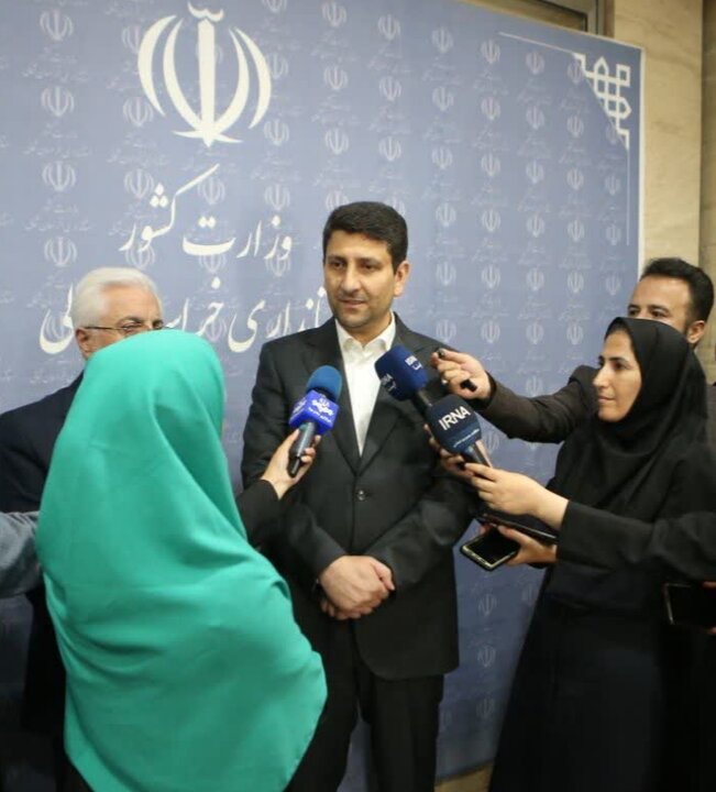 وزیر ارتباطات خبر داد: اتصال روستاهای بالای ۲۰ خانوار به شبکه ملی در برنامه هفتم توسعه