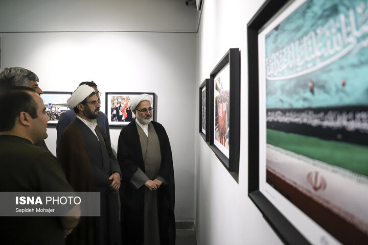 «روایت وداع»؛ قصه قاب‌هایی که یک روز تاریخی را ماندگار کردند