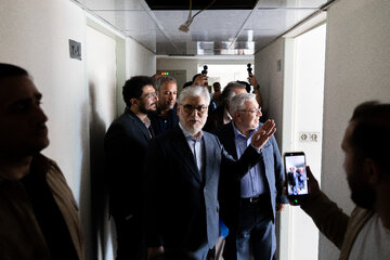 بازدید حسین سیمایی صراف، وزیر علوم از روند بازسازی خوابگاه‌ها و ساختمانهای دانشگاه شهید بهشتی