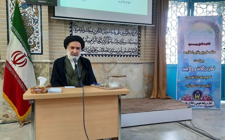 امام جمعه: پرداخت زکات به کاهش فقر در جامعه کمک می‌کند