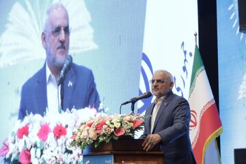 حاجی‌میرزایی: با تأکید رئیس‌جمهوری سرورهای «شاد» افزایش می‌یابد