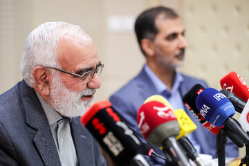 نشست خبری سید مرتضی بختیاری، رئیس کمیته امداد امام خمینی (ره)