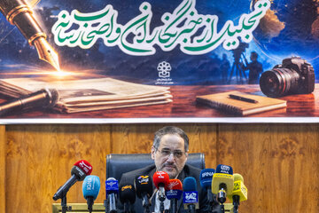 نشست خبری بابک نگاهداری، رئیس مرکز پژوهش‌های مجلس