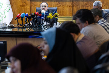 نشست خبری بابک نگاهداری، رئیس مرکز پژوهش‌های مجلس