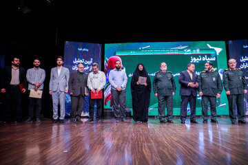 آیین گرامیداشت روز خبرنگار و مراسم تجلیل از راویان خط مقدم رسانه
