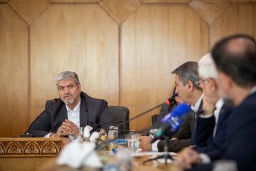 دیدار جمعی از مدیران رسانه‌های کشور با محمدرضا عارف، معاون اول رئیس جمهور