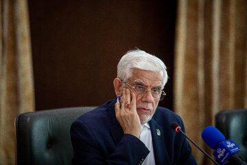 دیدار جمعی از مدیران رسانه‌های کشور با محمدرضا عارف، معاون اول رئیس جمهور