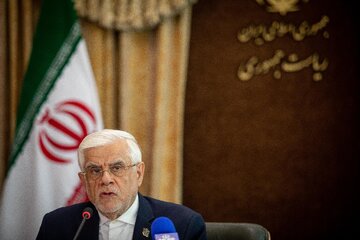 دیدار جمعی از مدیران رسانه‌های کشور با محمدرضا عارف، معاون اول رئیس جمهور
