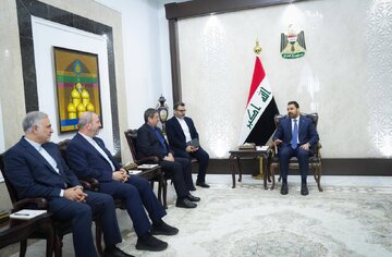 دیدار رئیس بانک مرکزی ایران با نخست وزیر عراق
