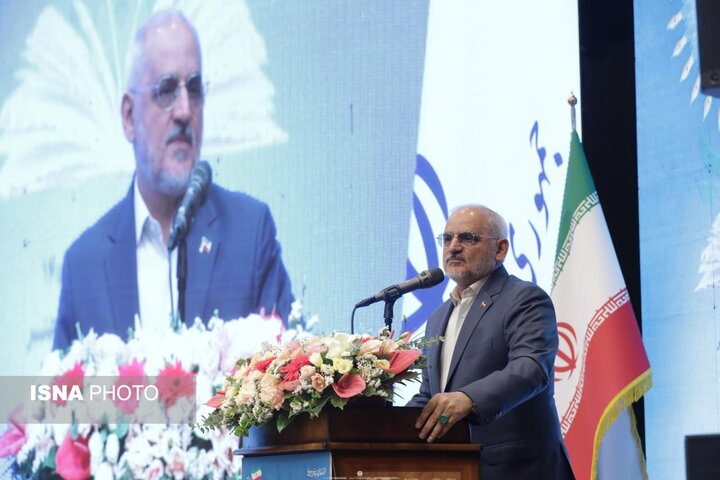 حاجی‌میرزایی: با تأکید رئیس‌جمهوری سرورهای «شاد» افزایش می‌یابد