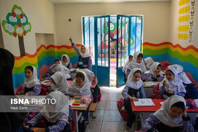 کسری ۸۰۰ هزار مترمربعی فضای آموزشی در خوزستان/ بهره‌برداری از ۵۵۰ کلاس درس تا مهرماه 