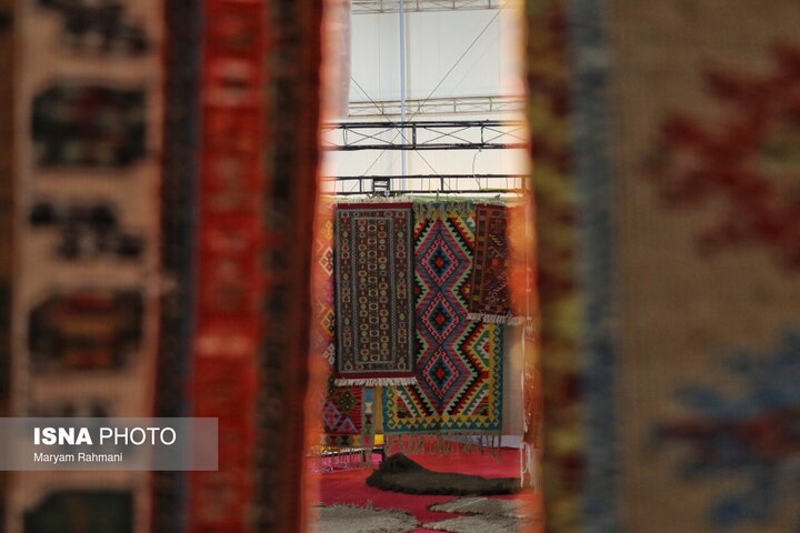 نمایشگاه ملی صنایع‌دستی به مناسبت روز قم برگزار می‌شود 
