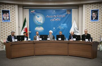امام‌جمعه شیراز: آموزش دروس تربیتی و پرورشی در مدارس فارس جدی‌تر دنبال شود