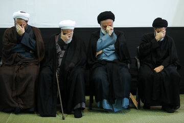 سید مسعود خامنه‌ای، سید مصطفی خامنه‌ای، محمد محمدی گلپایگانی و  محمدجواد محمدی گلپایگانی در مراسم بزرگداشت چهلم «آقای شهید ایران»