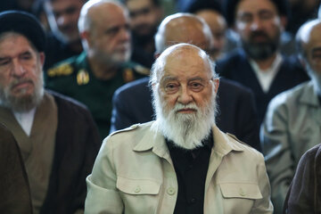 مهدی چمران در مراسم بزرگداشت چهلم «آقای شهید ایران»