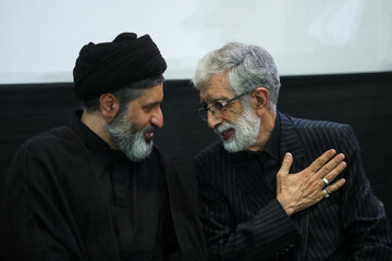 غلامعلی حداد عادل و سید مسعود خامنه‌ای در مراسم بزرگداشت چهلم «آقای شهید ایران»