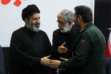حسن حسن‌زاده، غلامعلی حداد عادل و سید مسعود خامنه‌ای در مراسم بزرگداشت چهلم «آقای شهید ایران»