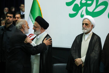 غلامحسنی محسنی اژه‌ای، سید علی اصغر حجازی و حسین شریعتمداری در مراسم بزرگداشت چهلم «آقای شهید ایران»