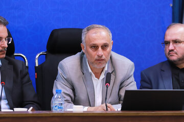 سخنرانی ، صابر پرنیان، رئیس سازمان صنعت، معدن و تجارت آذربایجان شرقی در بازدید استاندار آذربایجان شرقی از واحدهای صنعتی منطقه آزاد ارس