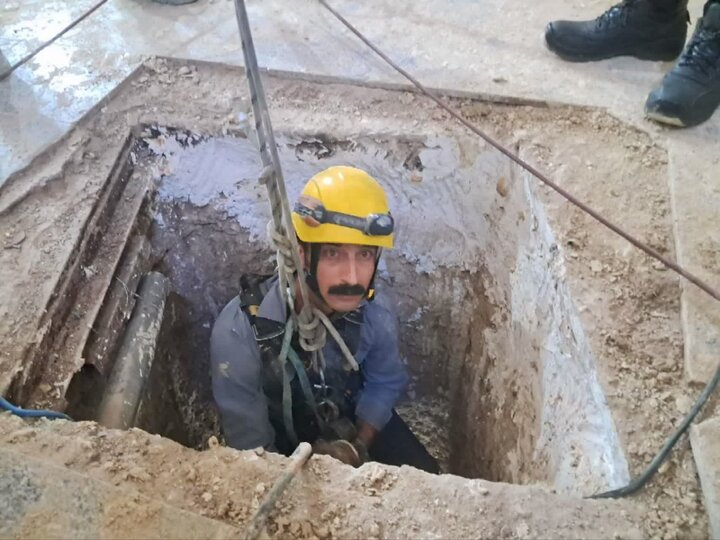 سقوط دو نفر در چاه ۴۰ متری روستای احمدآباد اراک