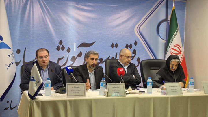 چرا روایت رسمی گاه از شبکه‌های اجتماعی عقب می‌ماند؟
