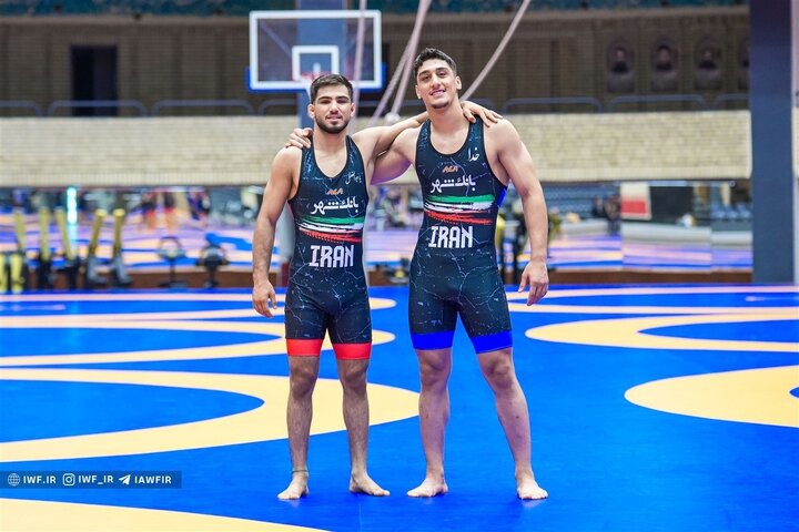 صعود حیدری و محمدحسینی به نیمه نهایی کشتی فرنگی جوانان جهان
