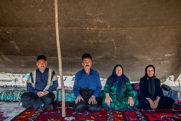 از من عکس بگیر