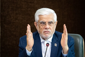 سخنرانی محمد رضا عارف، معاون اول رئیس جمهور در مراسم تقدیر از فعالان مراسم اربعین