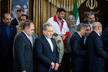 سید عباس عراقچی، وزیر امور خارجه در مراسم تقدیر از فعالان مراسم اربعین با حضور معاون اول رئیس جمهور
